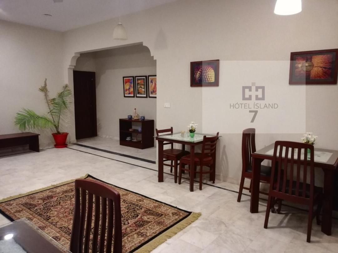 Hotel 7Island Karachi Exterior foto